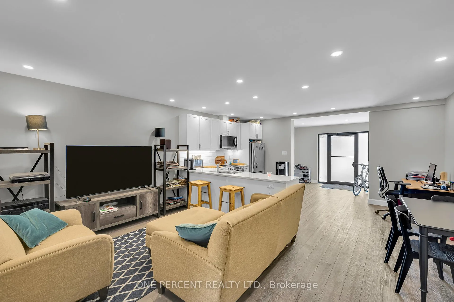 Photo 10 of Unit 4, 6610 Forth Line Road W, Ottawa, North Gower — HOMEH