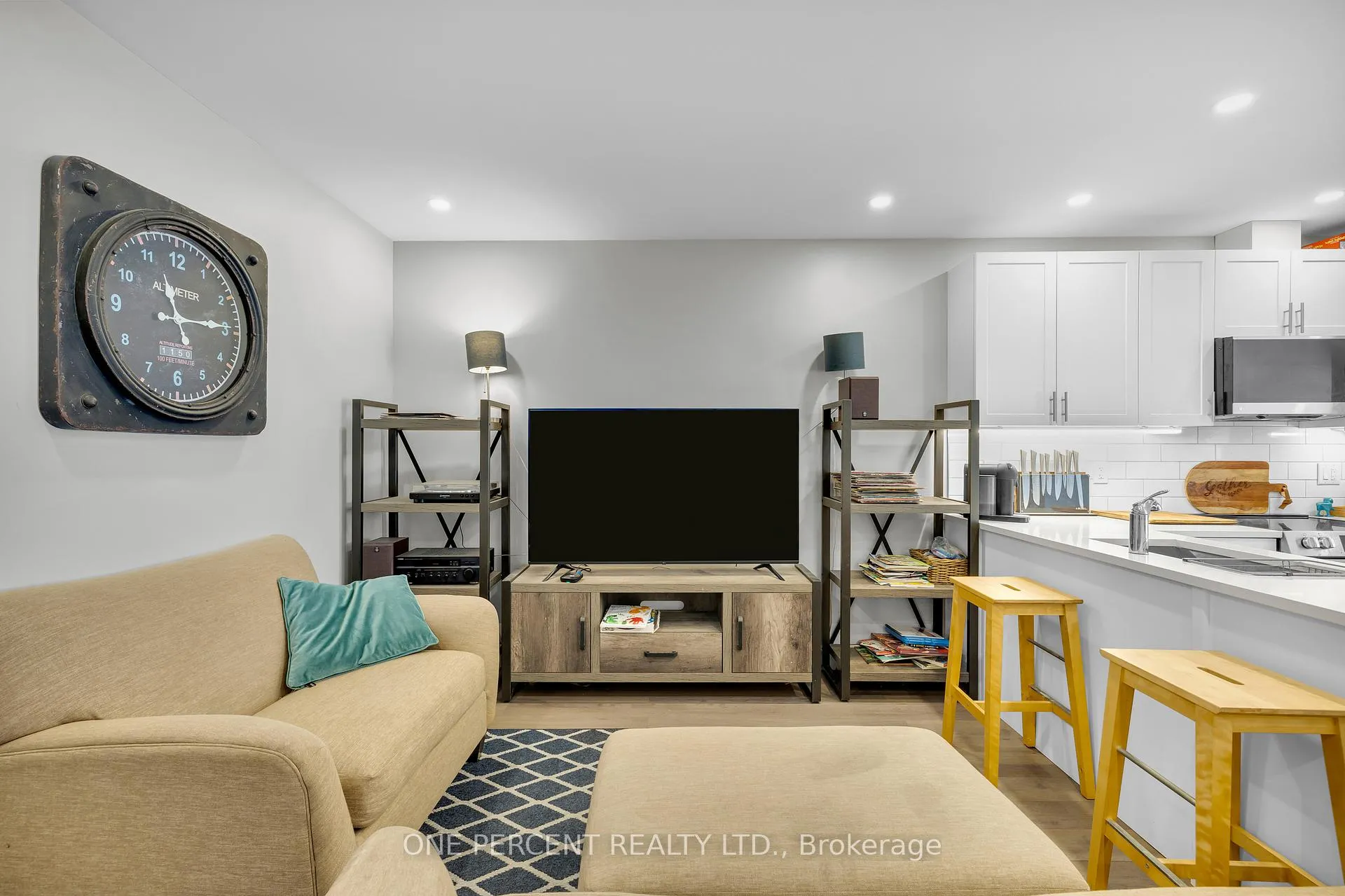 Photo 12 of Unit 4, 6610 Forth Line Road W, Ottawa, North Gower — HOMEH