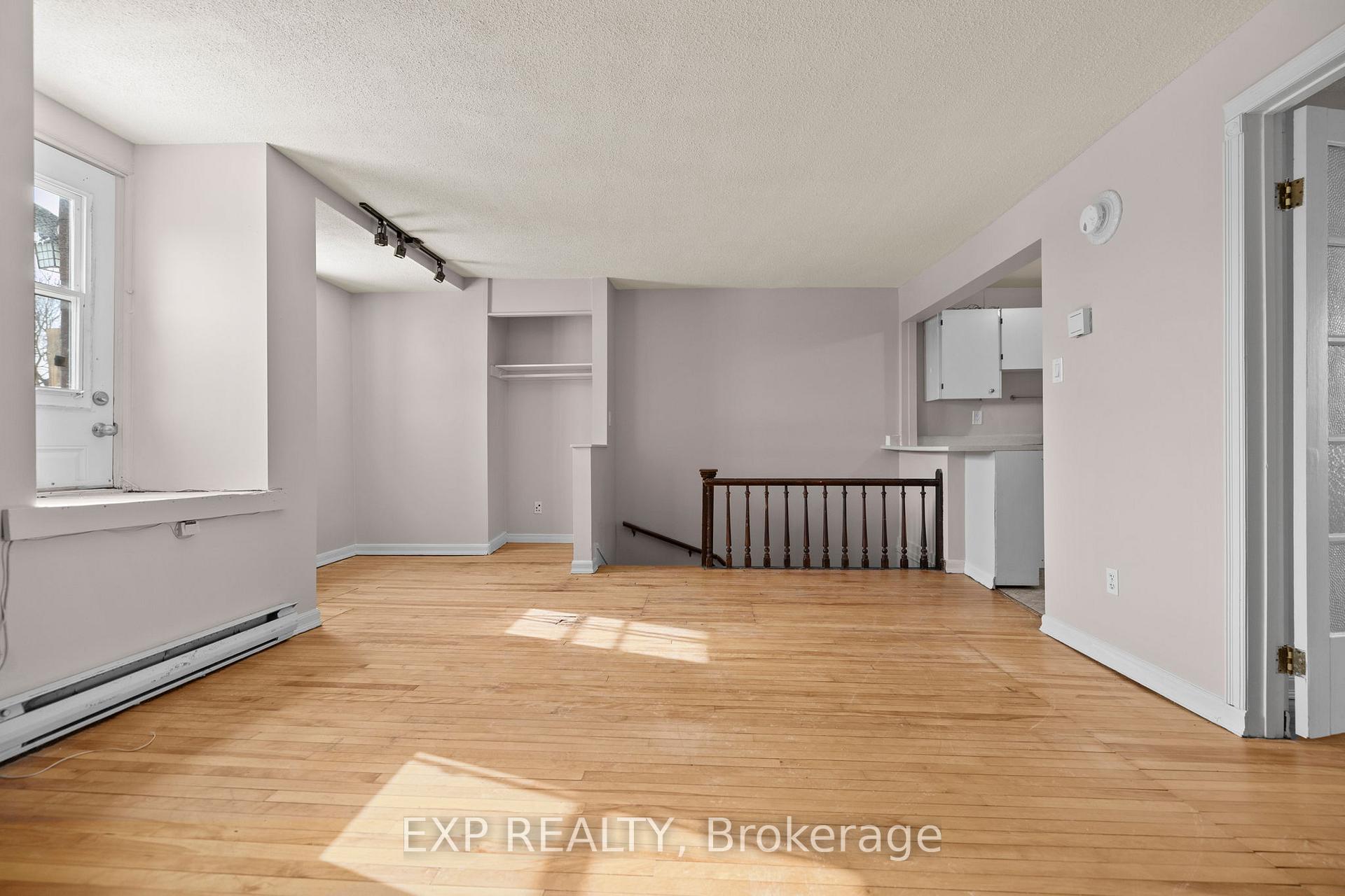 Photo 5 of 196 Osgoode Street, Ottawa, Sandy Hill — HOMEH