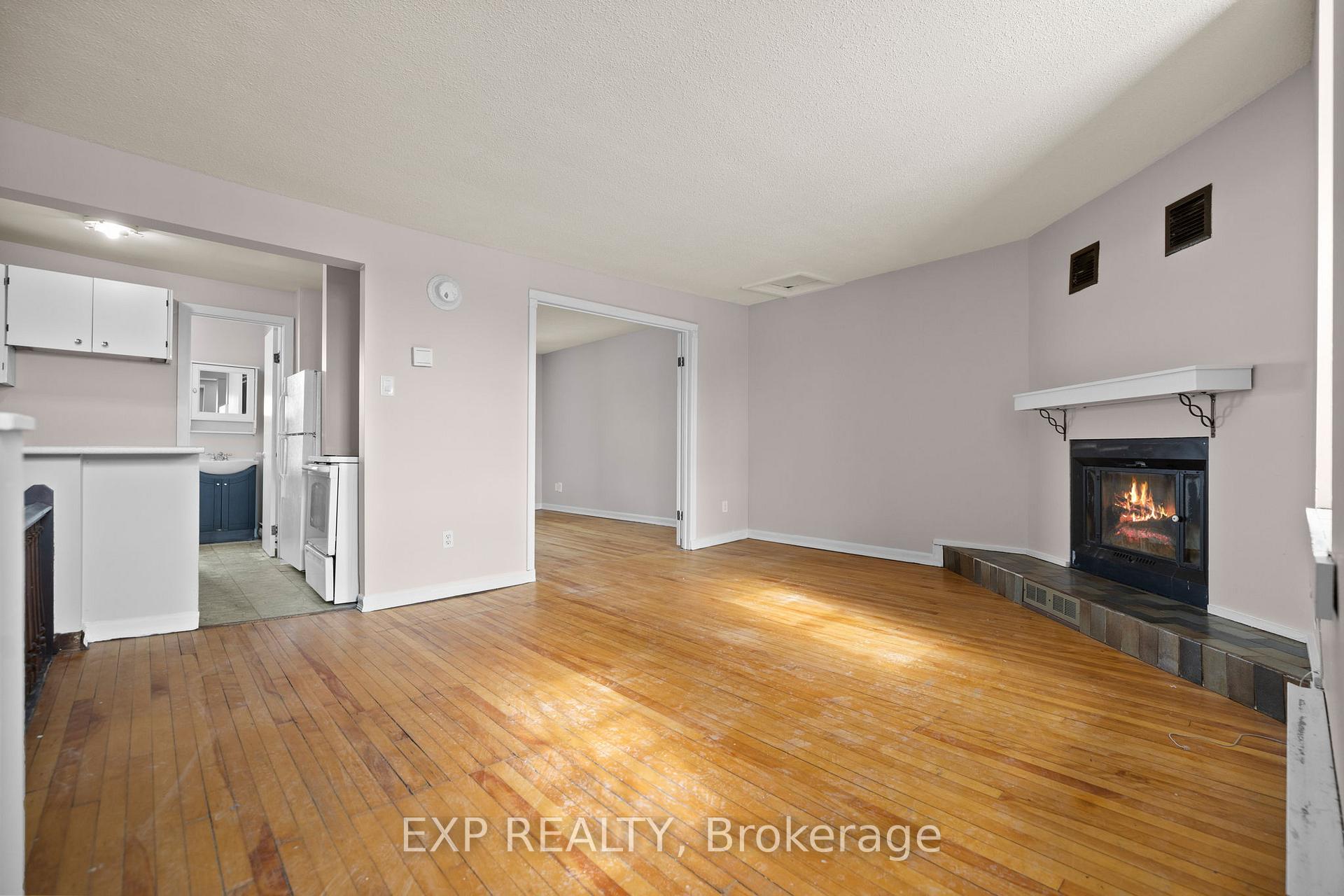 Photo 6 of 196 Osgoode Street, Ottawa, Sandy Hill — HOMEH