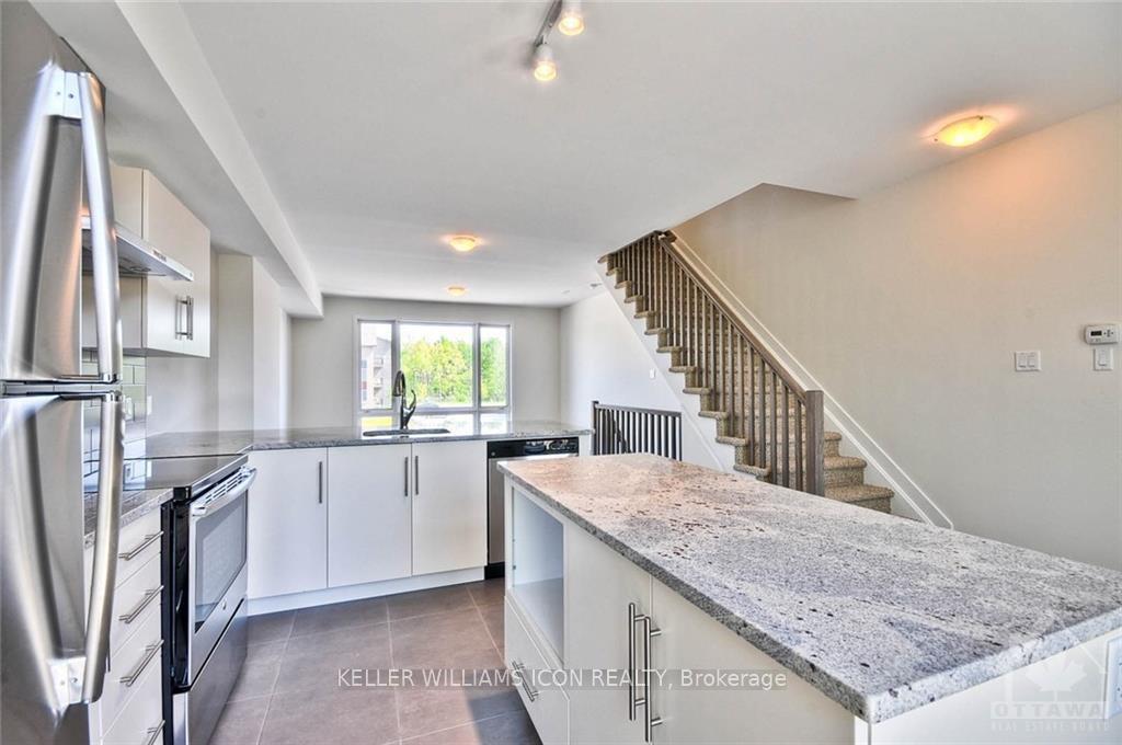 Photo 7 of 604 Terravita Private, Ottawa, Windsor Park Village — HOMEH