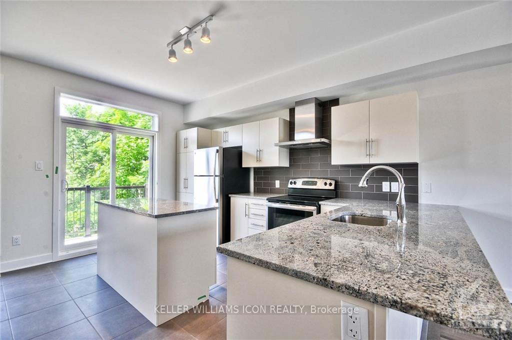 Photo 9 of 604 Terravita Private, Ottawa, Windsor Park Village — HOMEH