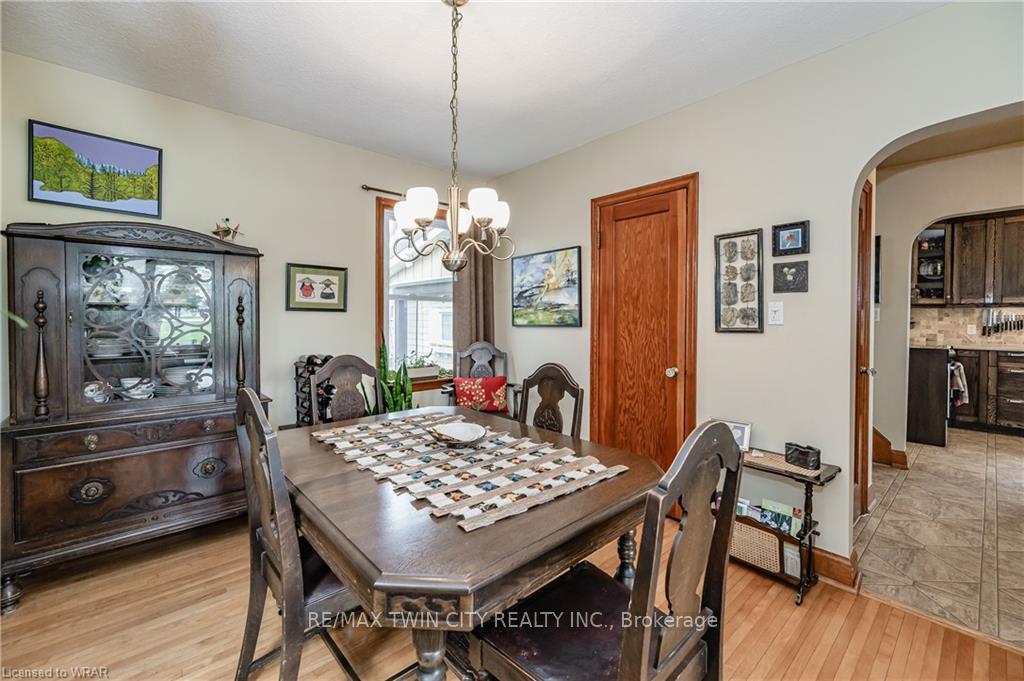 Photo 10 of 270 Mansion Street, Kitchener — HOMEH