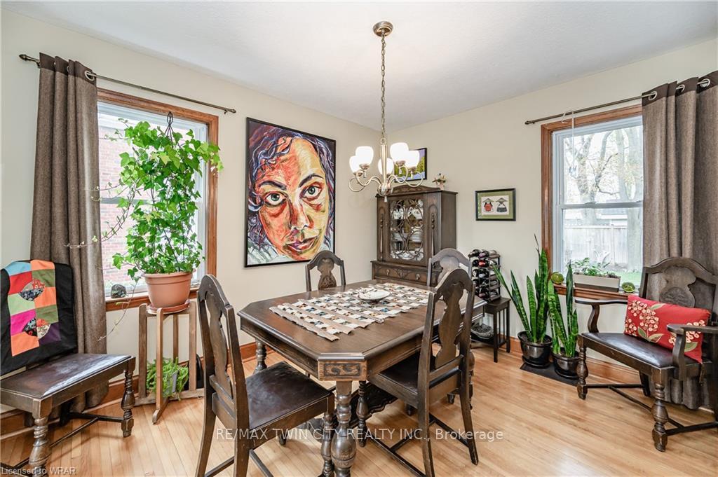 Photo 12 of 270 Mansion Street, Kitchener — HOMEH