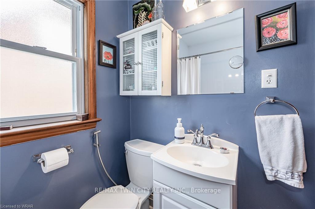 Photo 13 of 270 Mansion Street, Kitchener — HOMEH