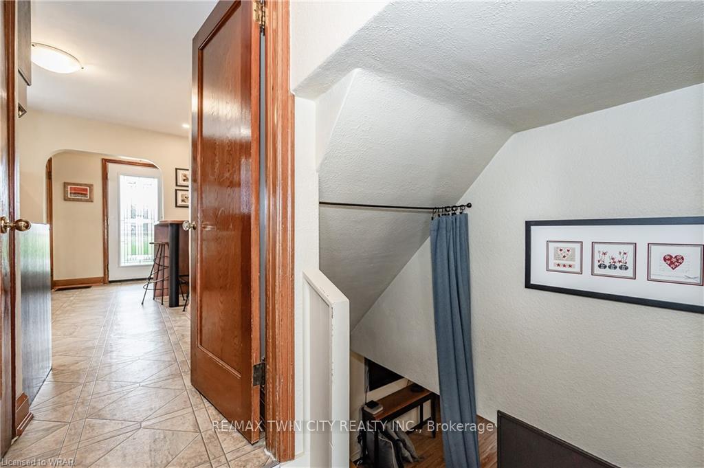 Photo 15 of 270 Mansion Street, Kitchener — HOMEH