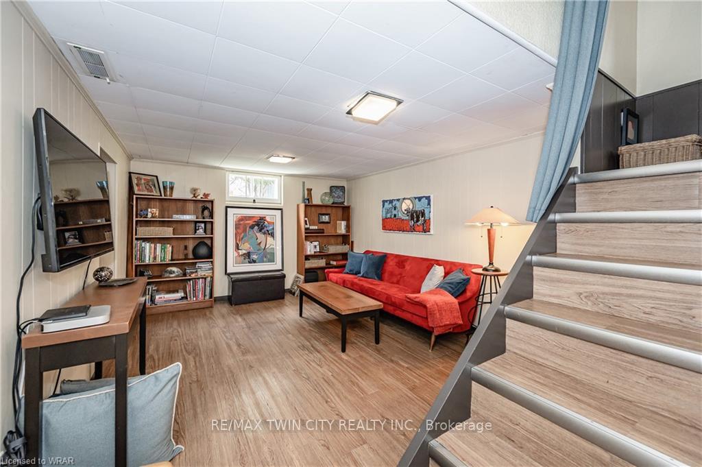 Photo 22 of 270 Mansion Street, Kitchener — HOMEH