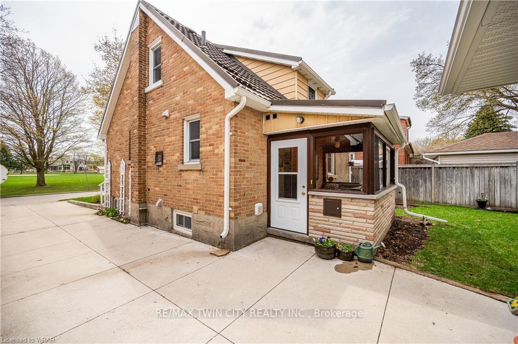 Photo 30 of 270 Mansion Street, Kitchener — HOMEH
