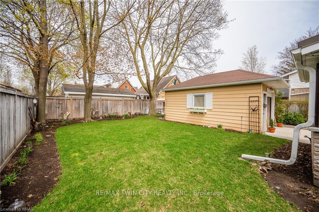 Photo 33 of 270 Mansion Street, Kitchener — HOMEH