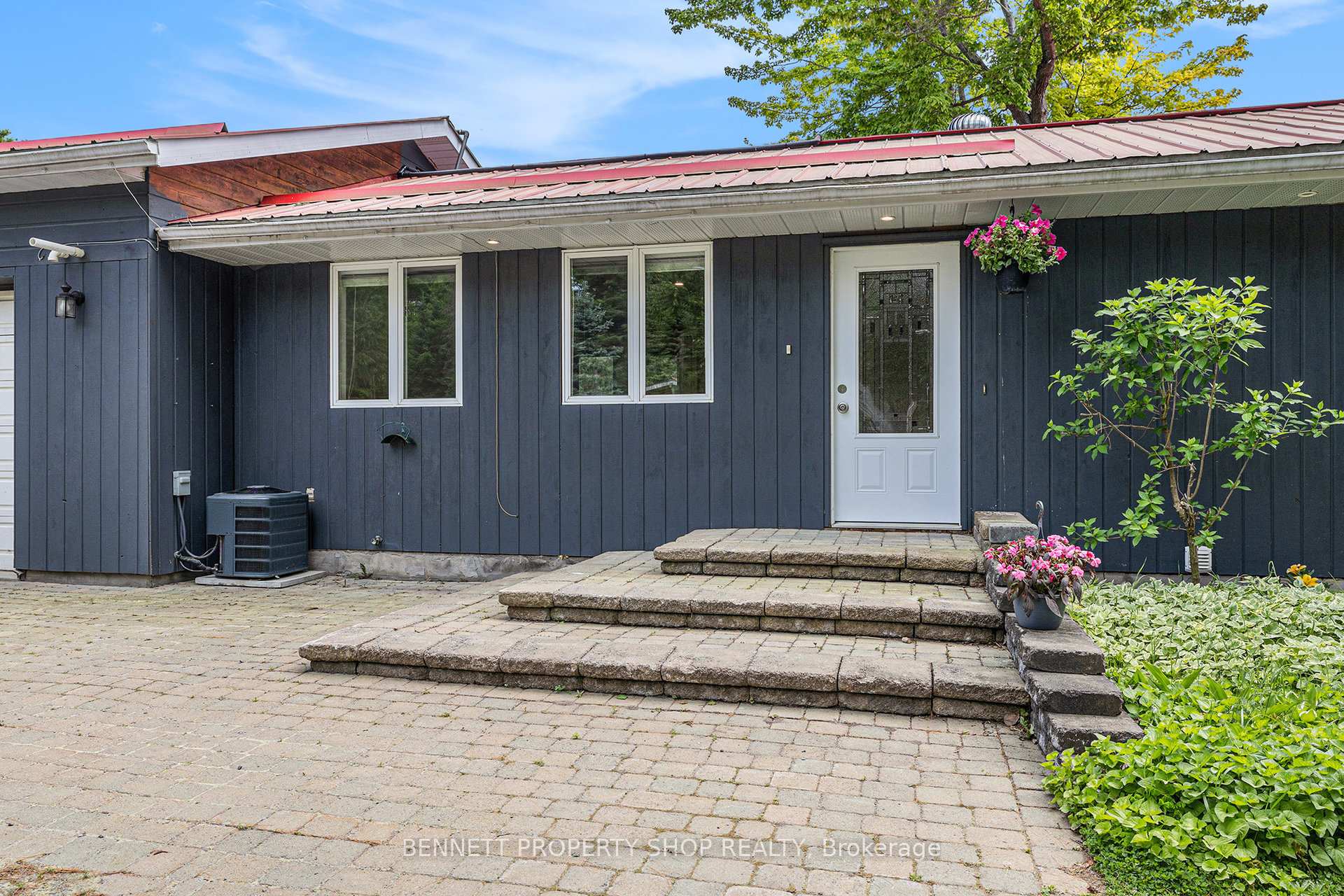 Photo 1 of Unit Poolside, 579 Peneshula Road, Lanark Highlands, Lanark Highlands (Darling) Twp — HOMEH