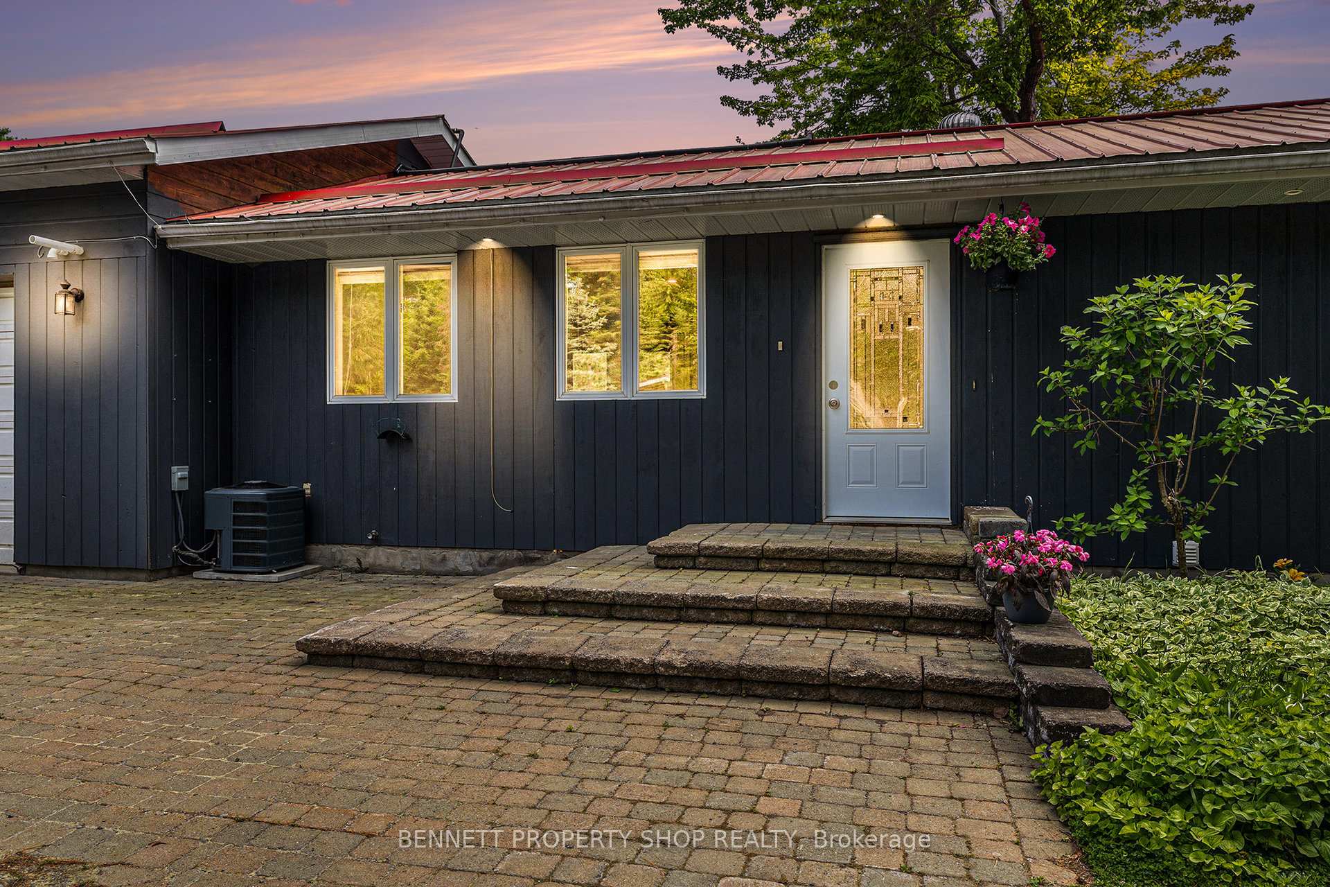 Photo 2 of Unit Poolside, 579 Peneshula Road, Lanark Highlands, Lanark Highlands (Darling) Twp — HOMEH
