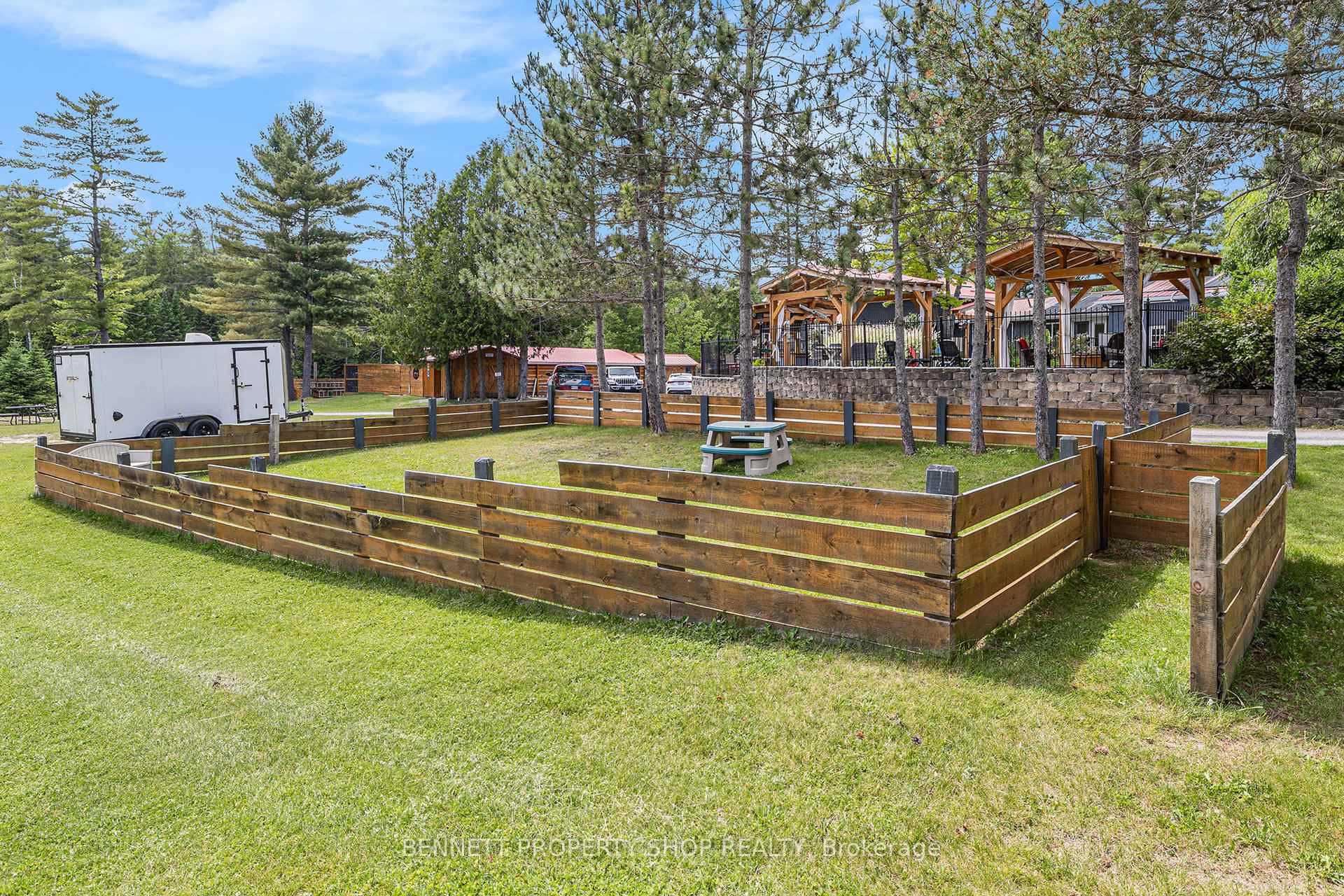 Photo 23 of Unit Poolside, 579 Peneshula Road, Lanark Highlands, Lanark Highlands (Darling) Twp — HOMEH