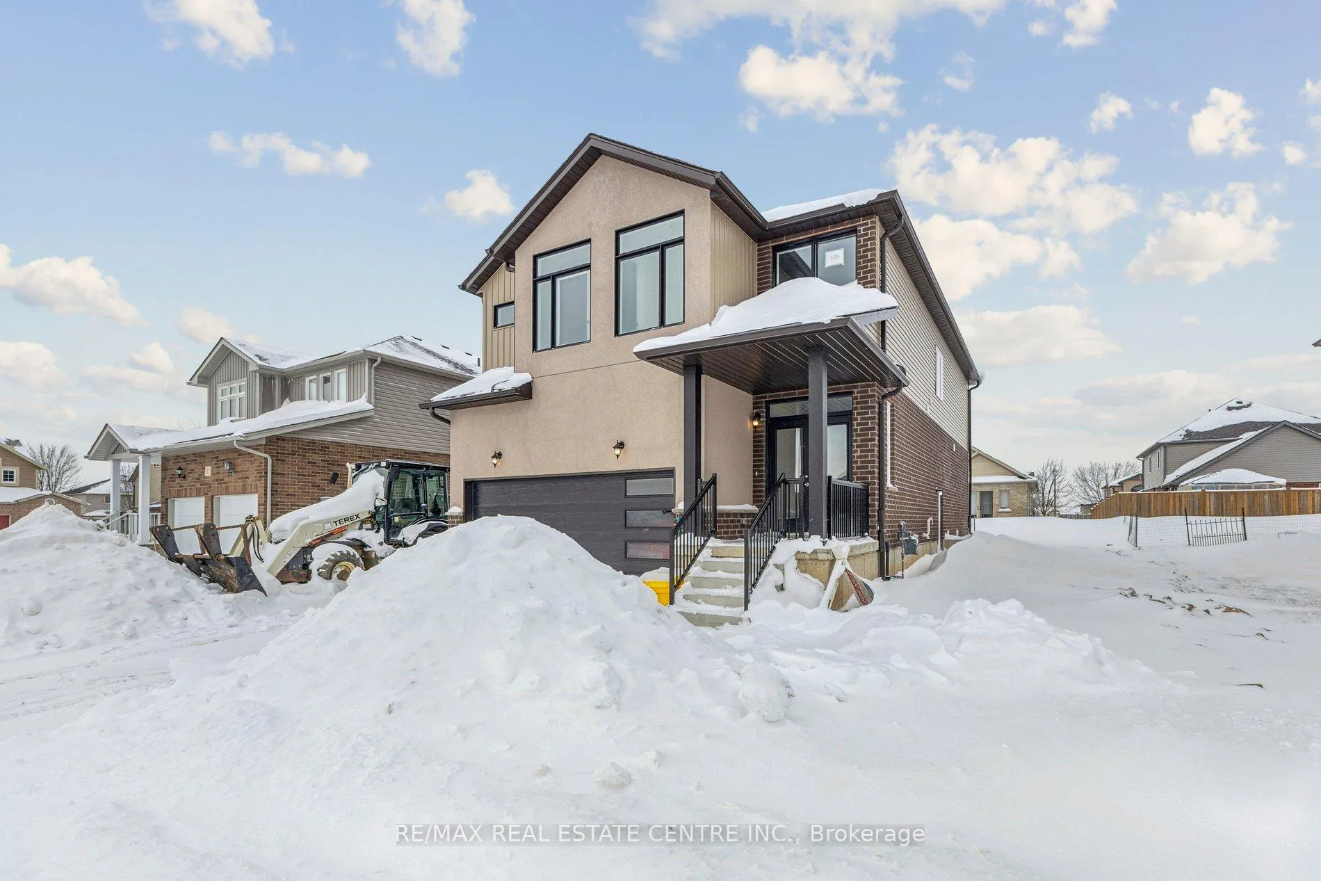 Photo 1 of 123 Maple Street, Mapleton, Drayton — HOMEH