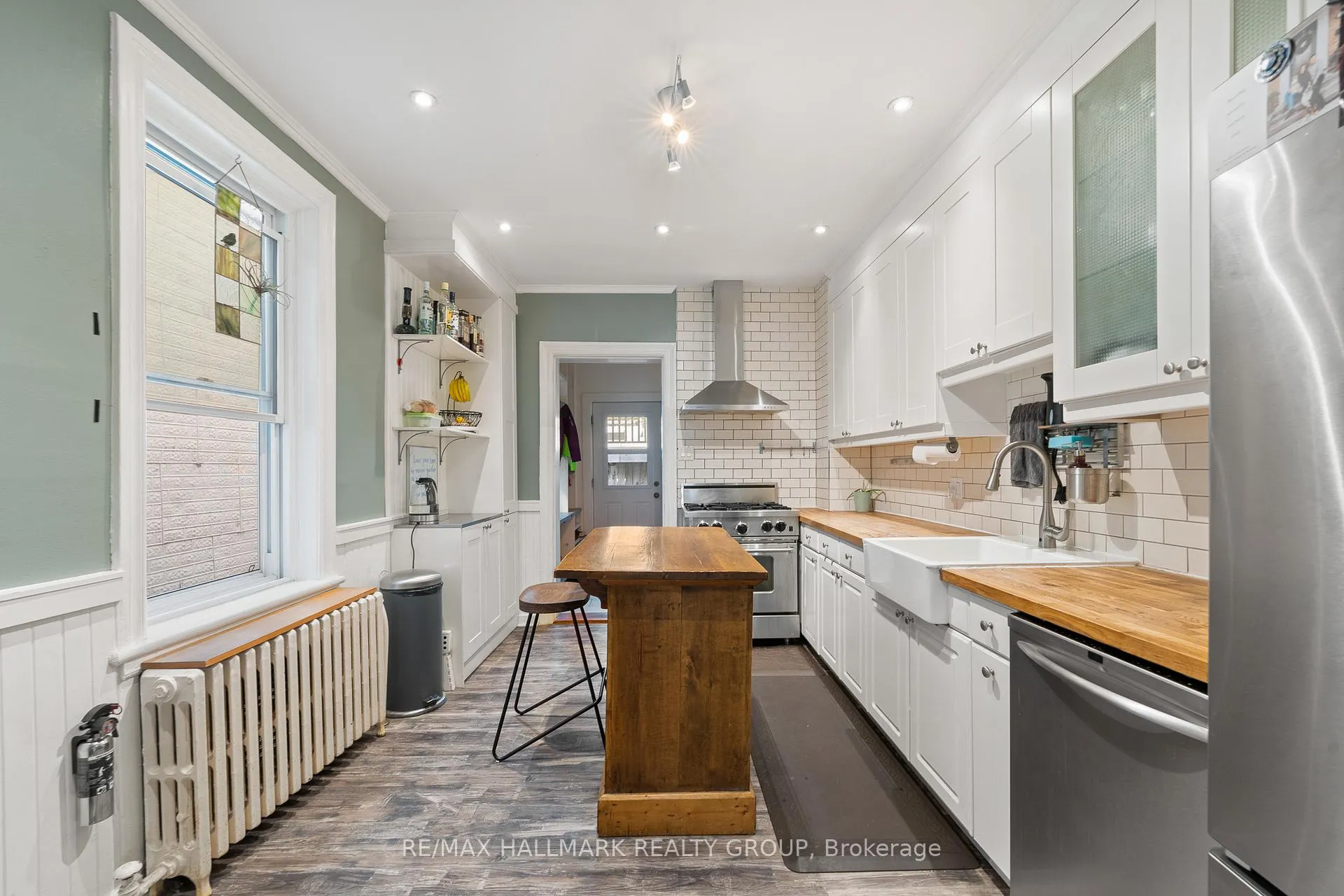 Photo 12 of 181 Guigues Avenue, Ottawa, Lower Town/Byward Market — HOMEH