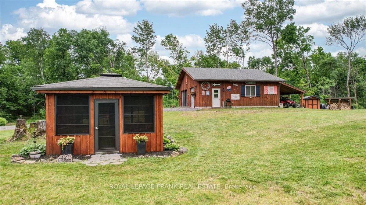 Photo 34 of 944 Steenburg Lake Road N, Limerick — HOMEH