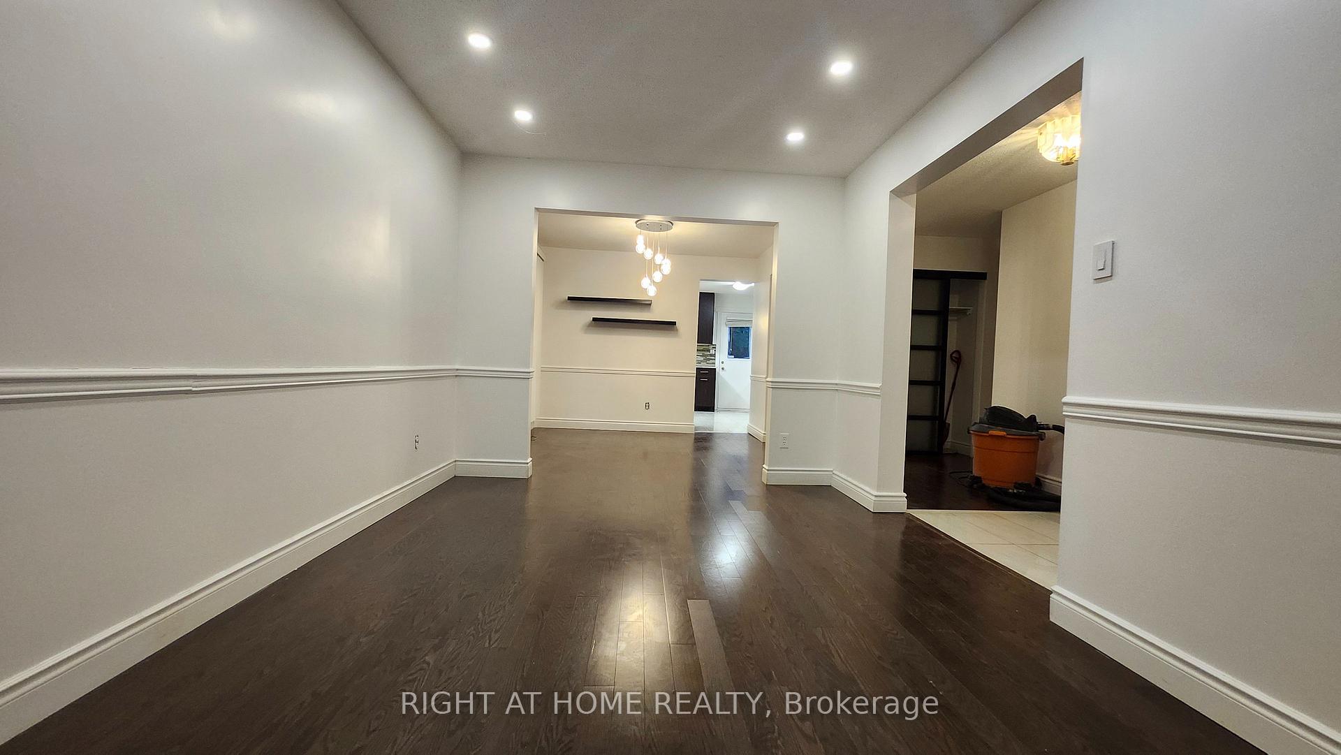 Photo 4 of 3454 Wyman Crescent, Ottawa, Windsor Park Village — HOMEH