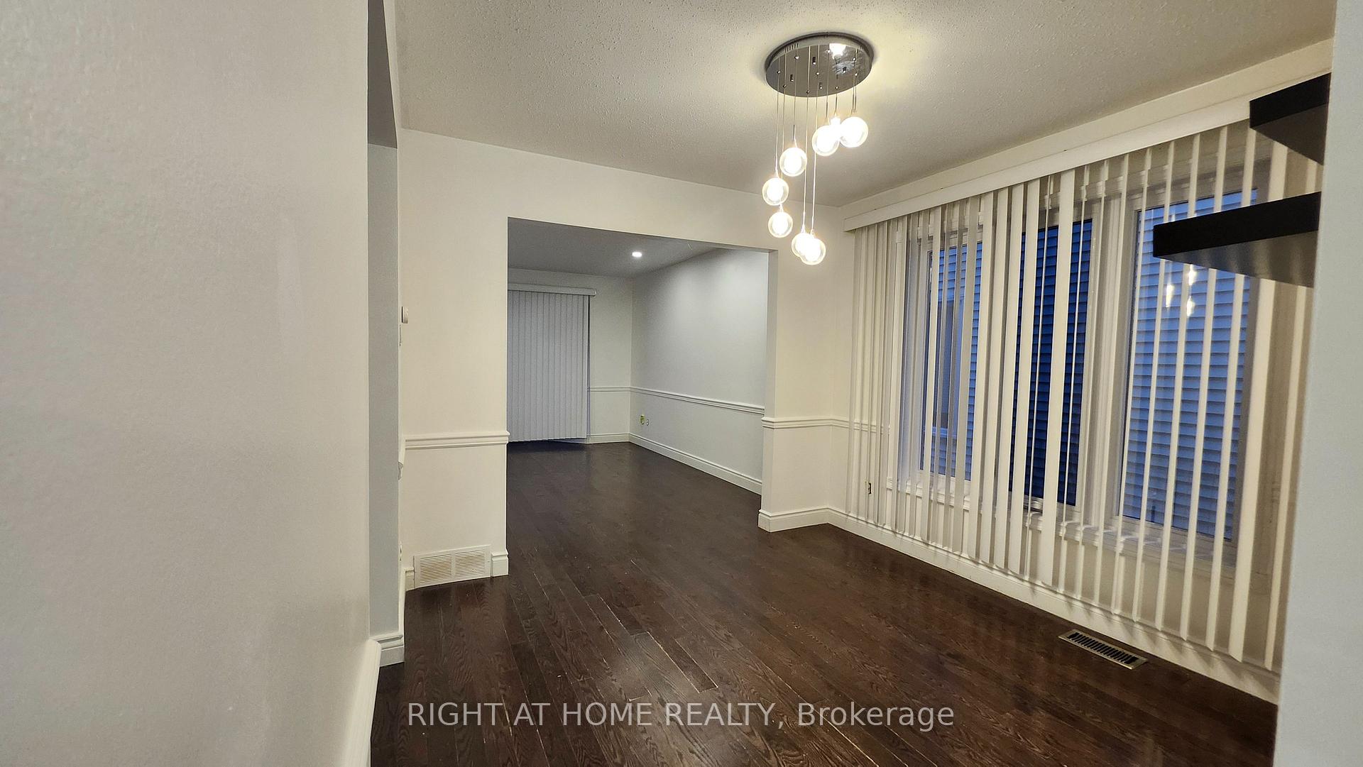 Photo 5 of 3454 Wyman Crescent, Ottawa, Windsor Park Village — HOMEH
