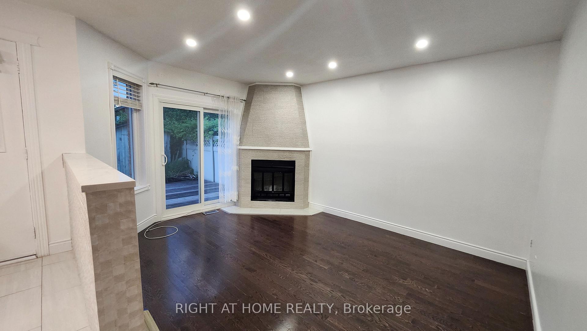 Photo 9 of 3454 Wyman Crescent, Ottawa, Windsor Park Village — HOMEH