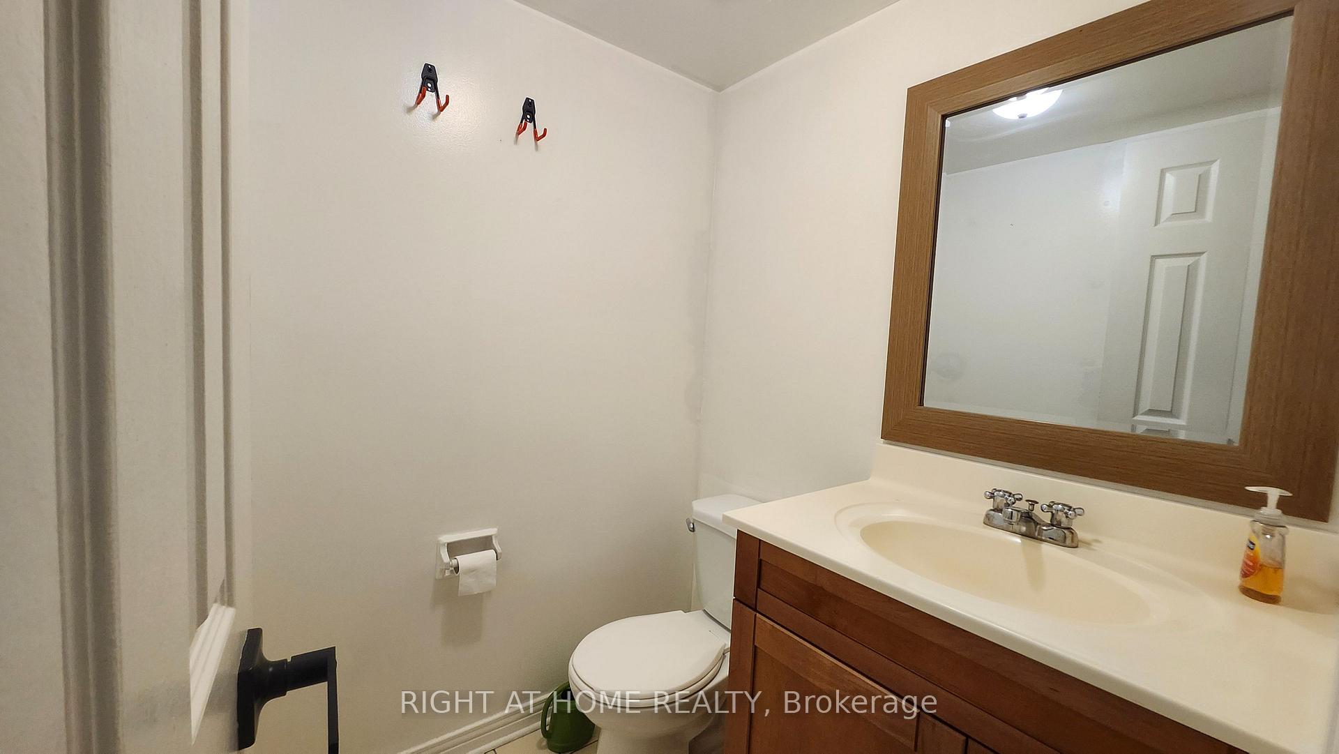 Photo 13 of 3454 Wyman Crescent, Ottawa, Windsor Park Village — HOMEH