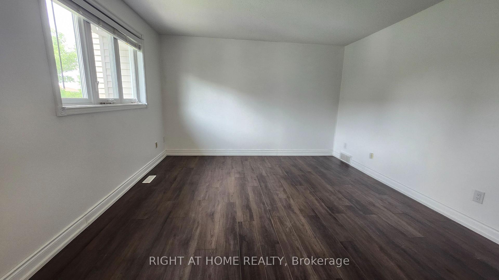 Photo 16 of 3454 Wyman Crescent, Ottawa, Windsor Park Village — HOMEH