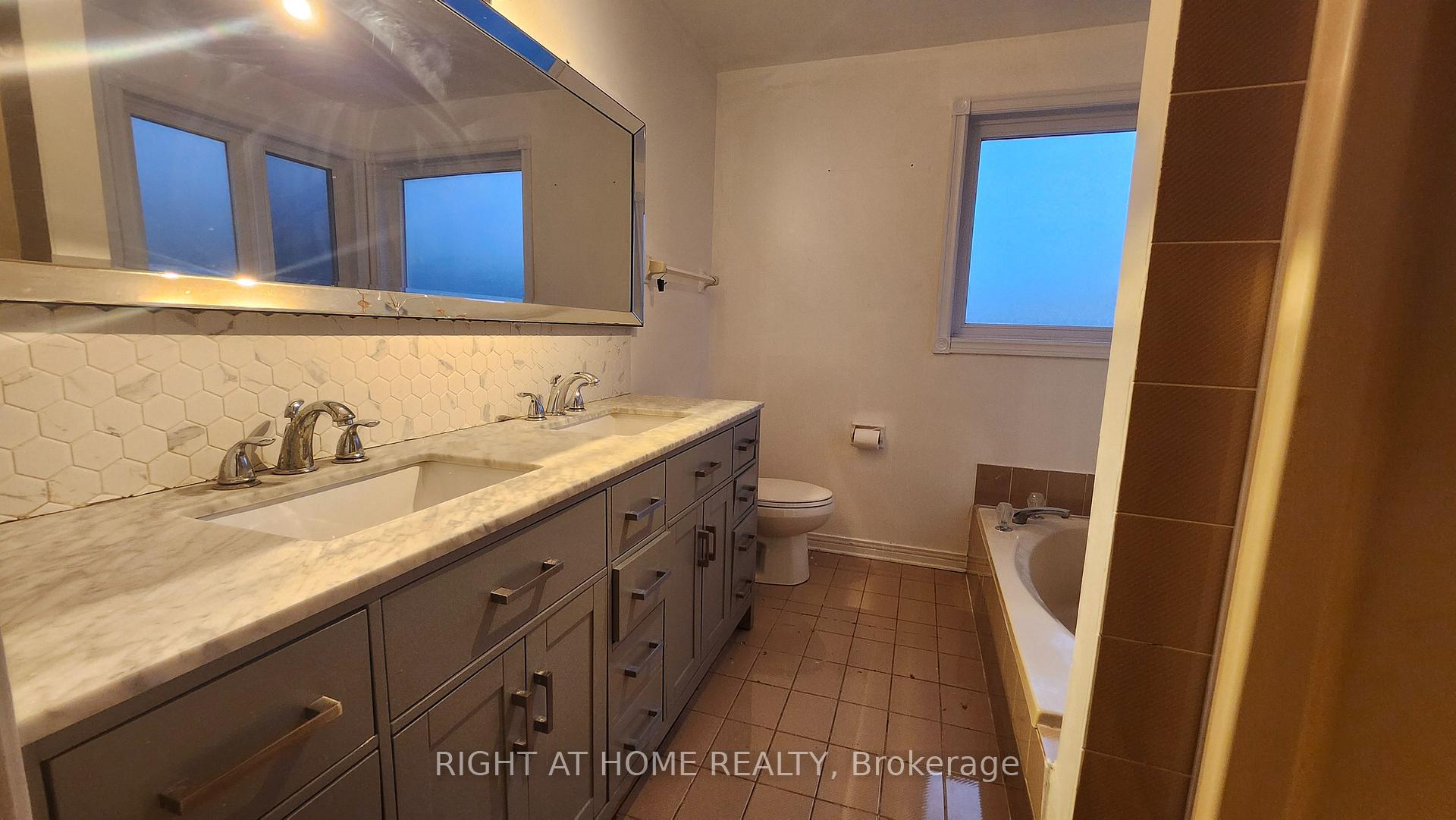 Photo 18 of 3454 Wyman Crescent, Ottawa, Windsor Park Village — HOMEH