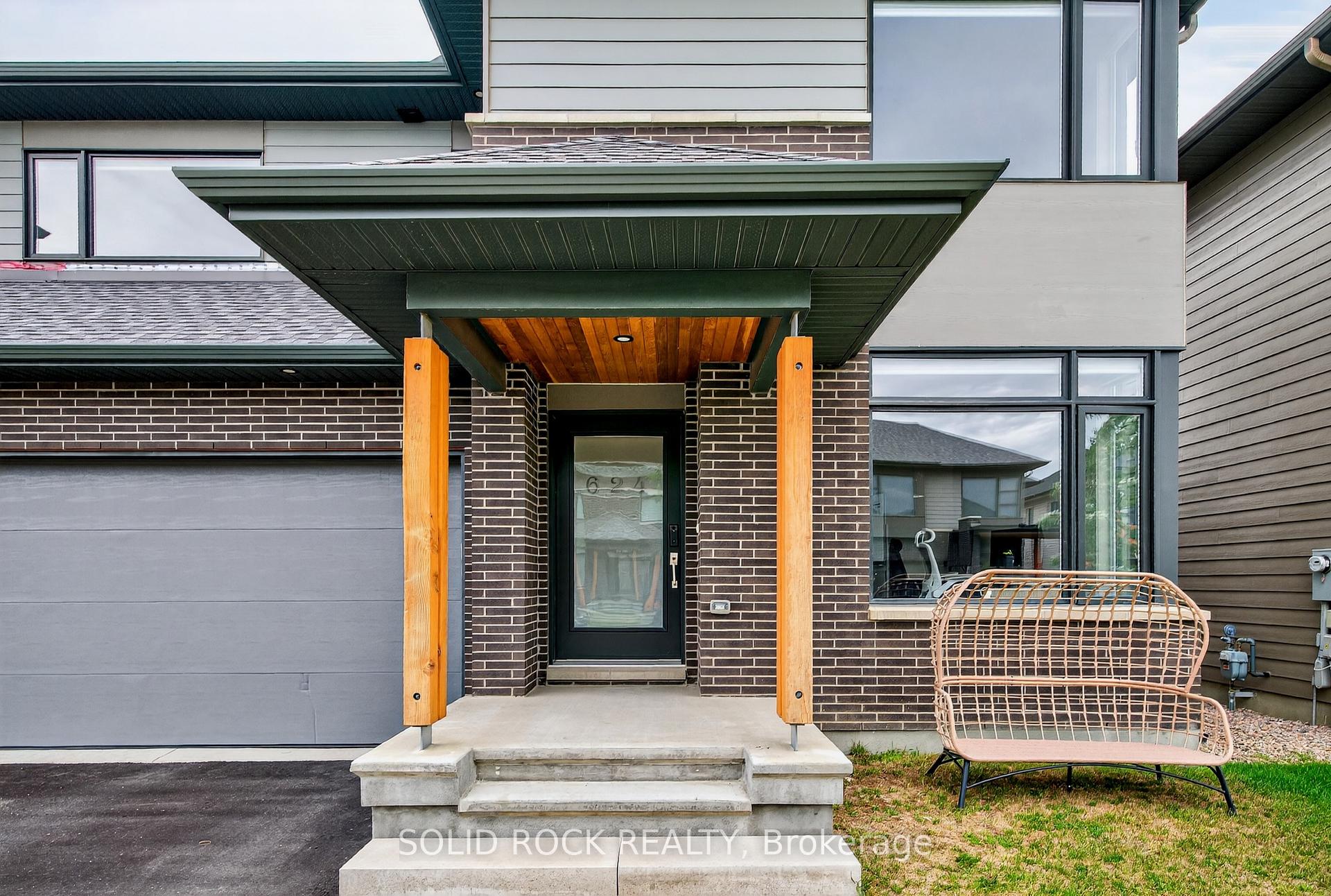 Photo 3 of 624 Odyssey Way, Ottawa, Leitrim — HOMEH