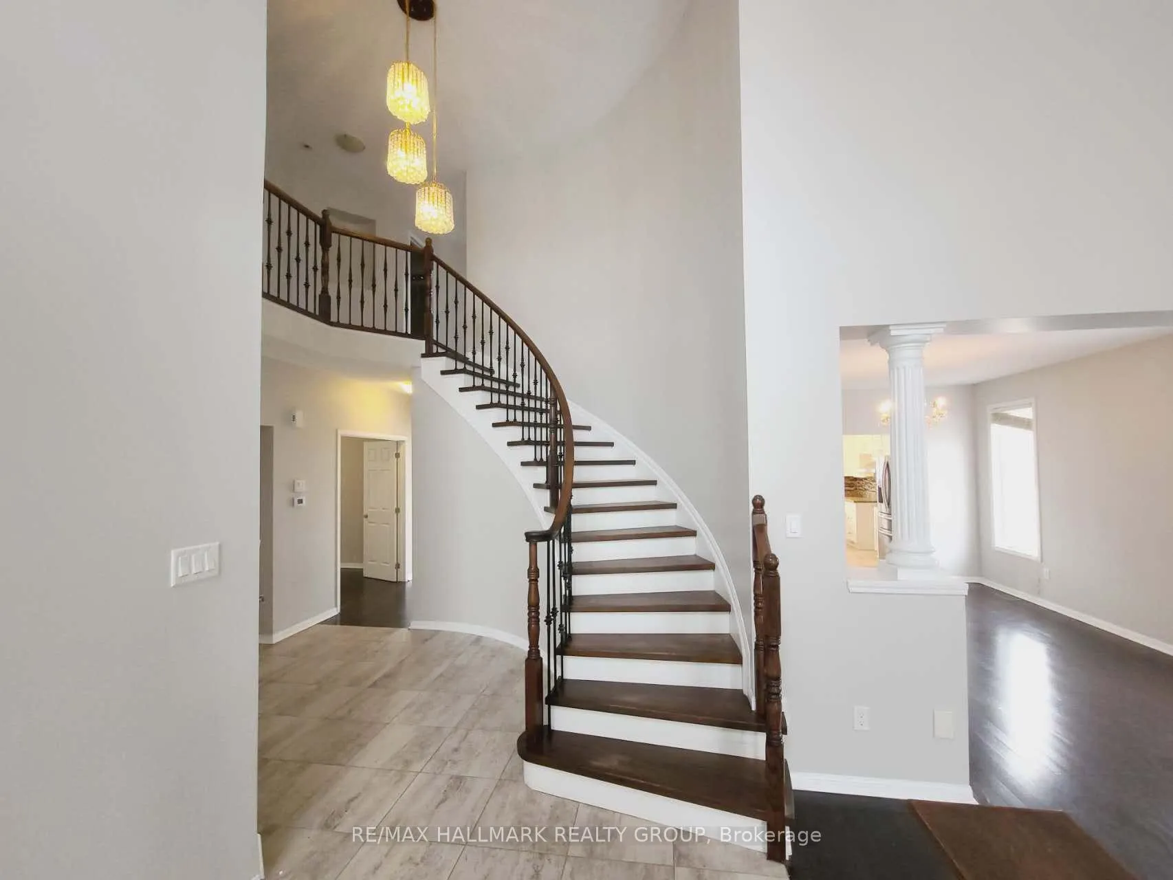 Photo 3 of 248 Huntsville Drive, Ottawa, Kanata - Kanata Lakes/Heritage Hills — HOMEH