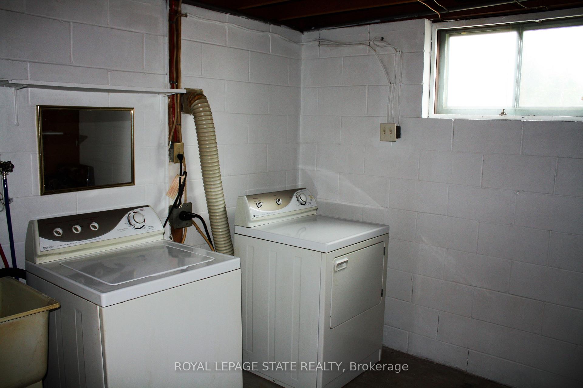 Photo 10 of 69 Adair Avenue N, Hamilton, McQuesten — HOMEH