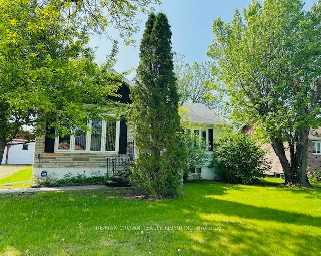 Photo 1 of 15 Poplar Crescent, Kapuskasing — HOMEH