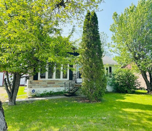 Photo 4 of 15 Poplar Crescent, Kapuskasing — HOMEH