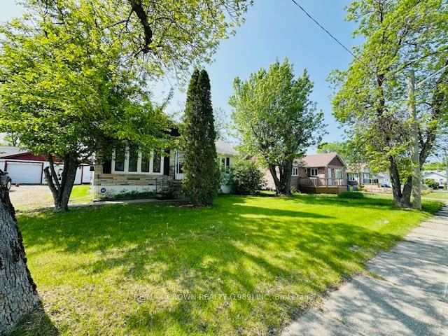 Photo 5 of 15 Poplar Crescent, Kapuskasing — HOMEH