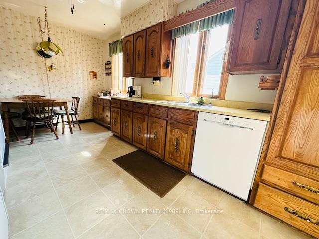 Photo 18 of 15 Poplar Crescent, Kapuskasing — HOMEH