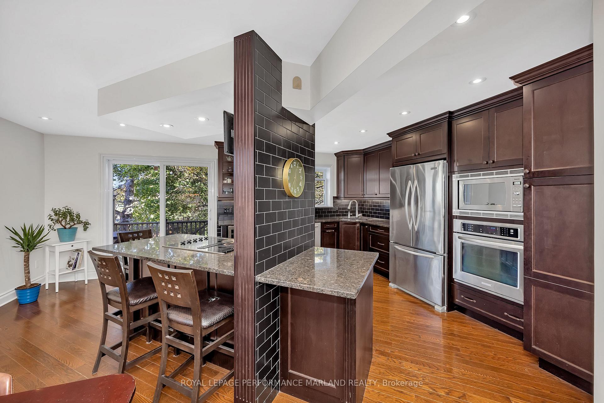 Photo 11 of 44 Ashpark Crescent, Ottawa, Hunt Club Park/Greenboro — HOMEH