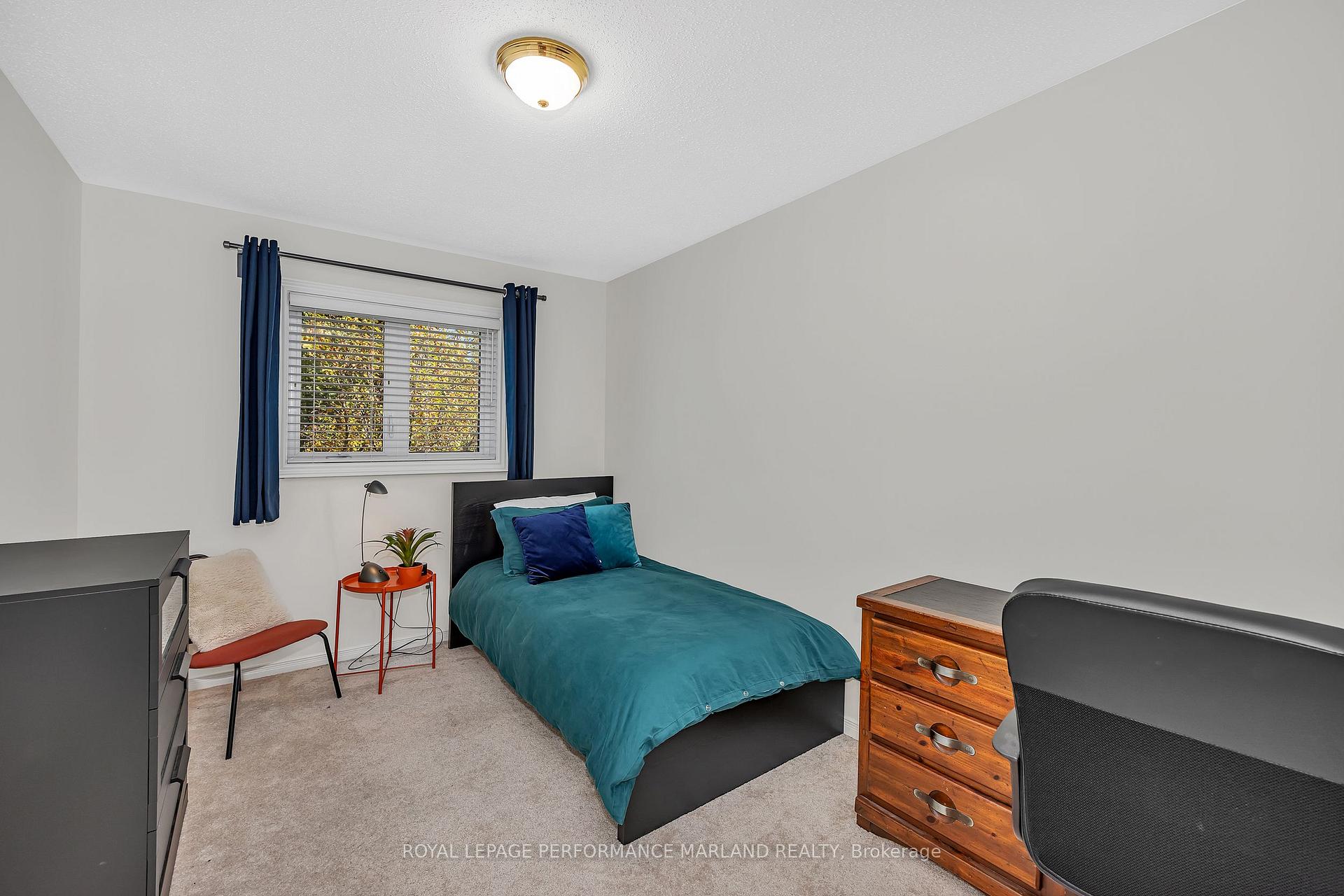 Photo 18 of 44 Ashpark Crescent, Ottawa, Hunt Club Park/Greenboro — HOMEH