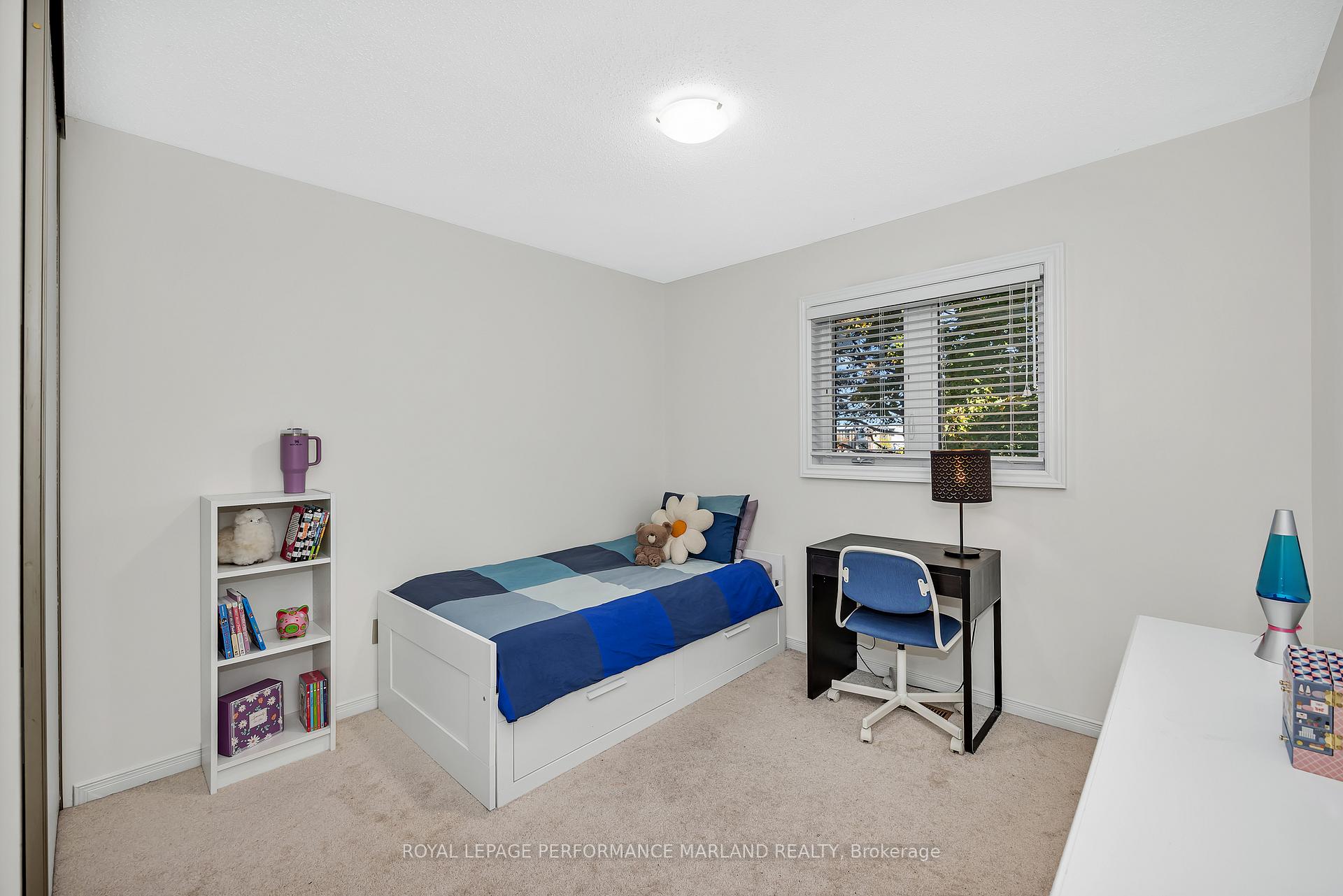 Photo 19 of 44 Ashpark Crescent, Ottawa, Hunt Club Park/Greenboro — HOMEH