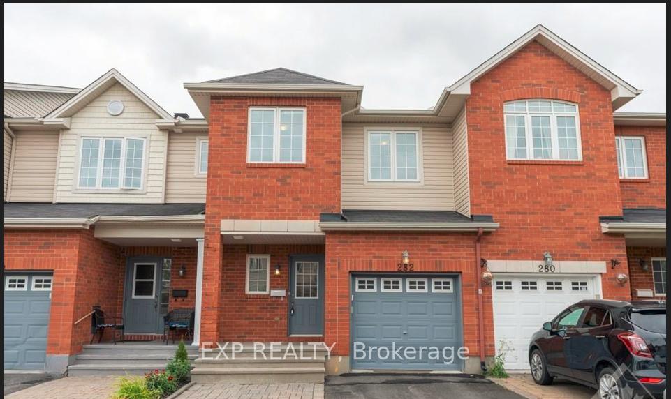 Front of 282 Macoun Circle
