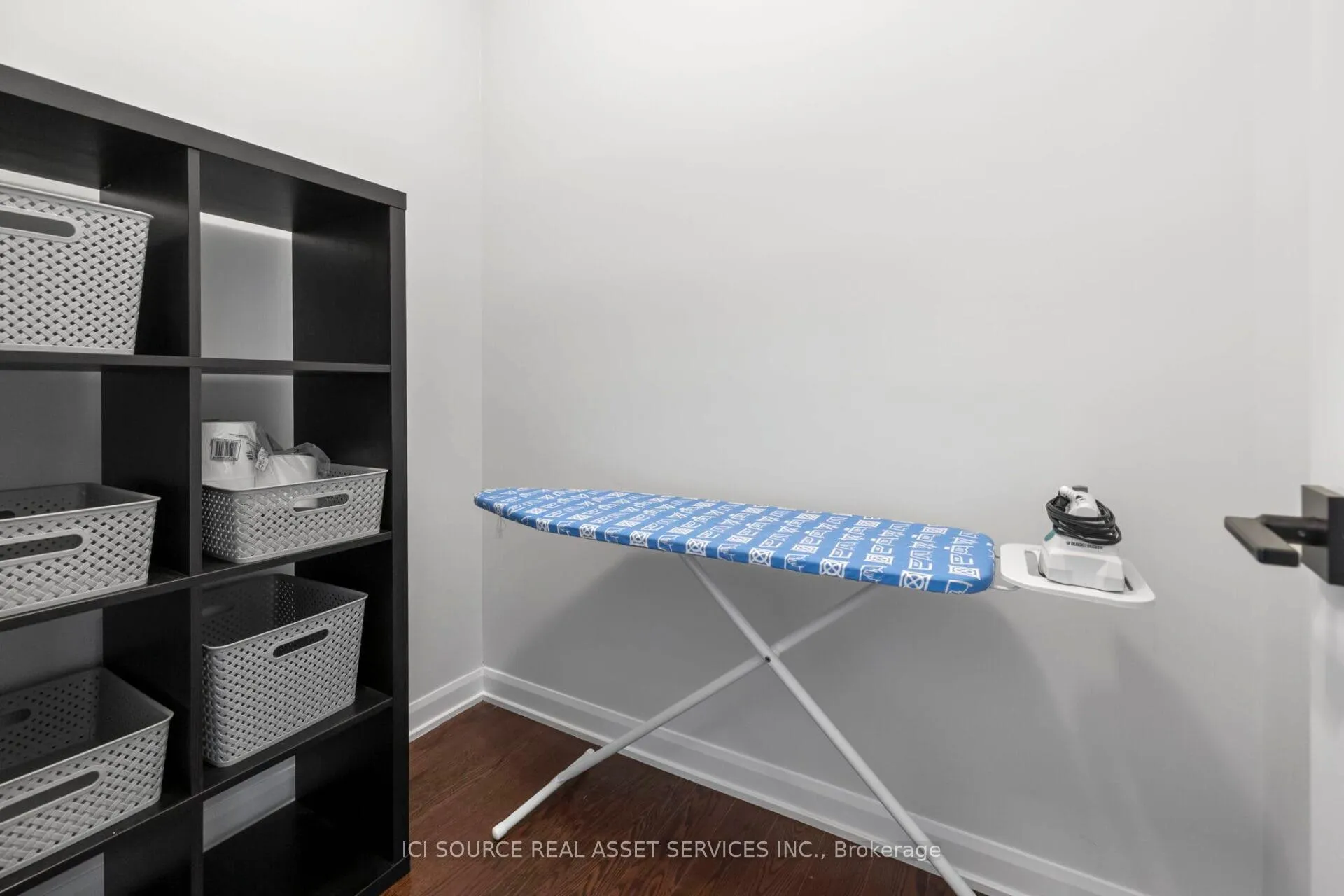 Photo 29 of Unit Upper, 733 Coast Circle, Ottawa, Mahogany Community — HOMEH