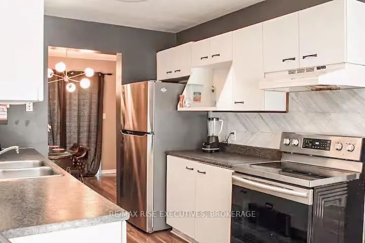 Photo 3 of 502 Evangeline Avenue, Kingston, City Southwest — HOMEH
