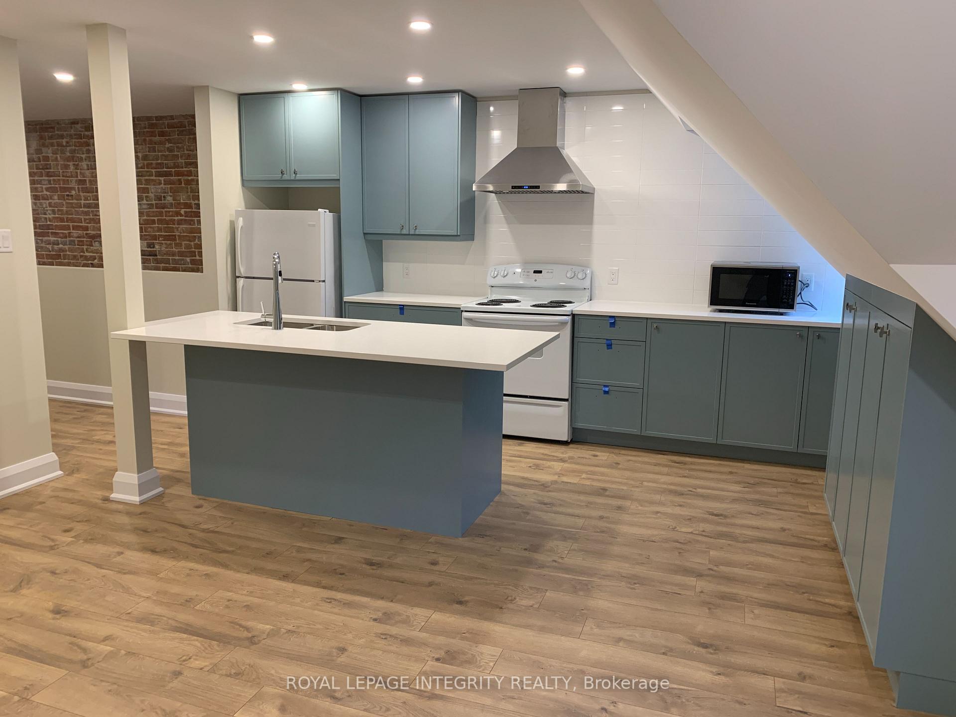Photo 5 of Unit 3, 470 Besserer Street, Ottawa, Sandy Hill — HOMEH