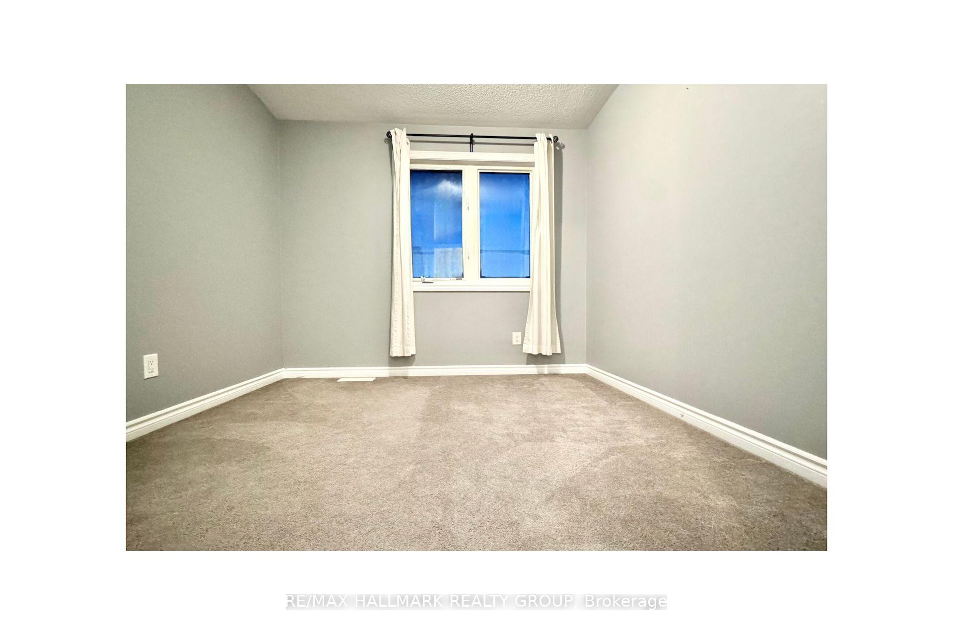 Photo 15 of 422 Coldwater Crescent, Ottawa, Kanata - Emerald Meadows/Trailwest — HOMEH