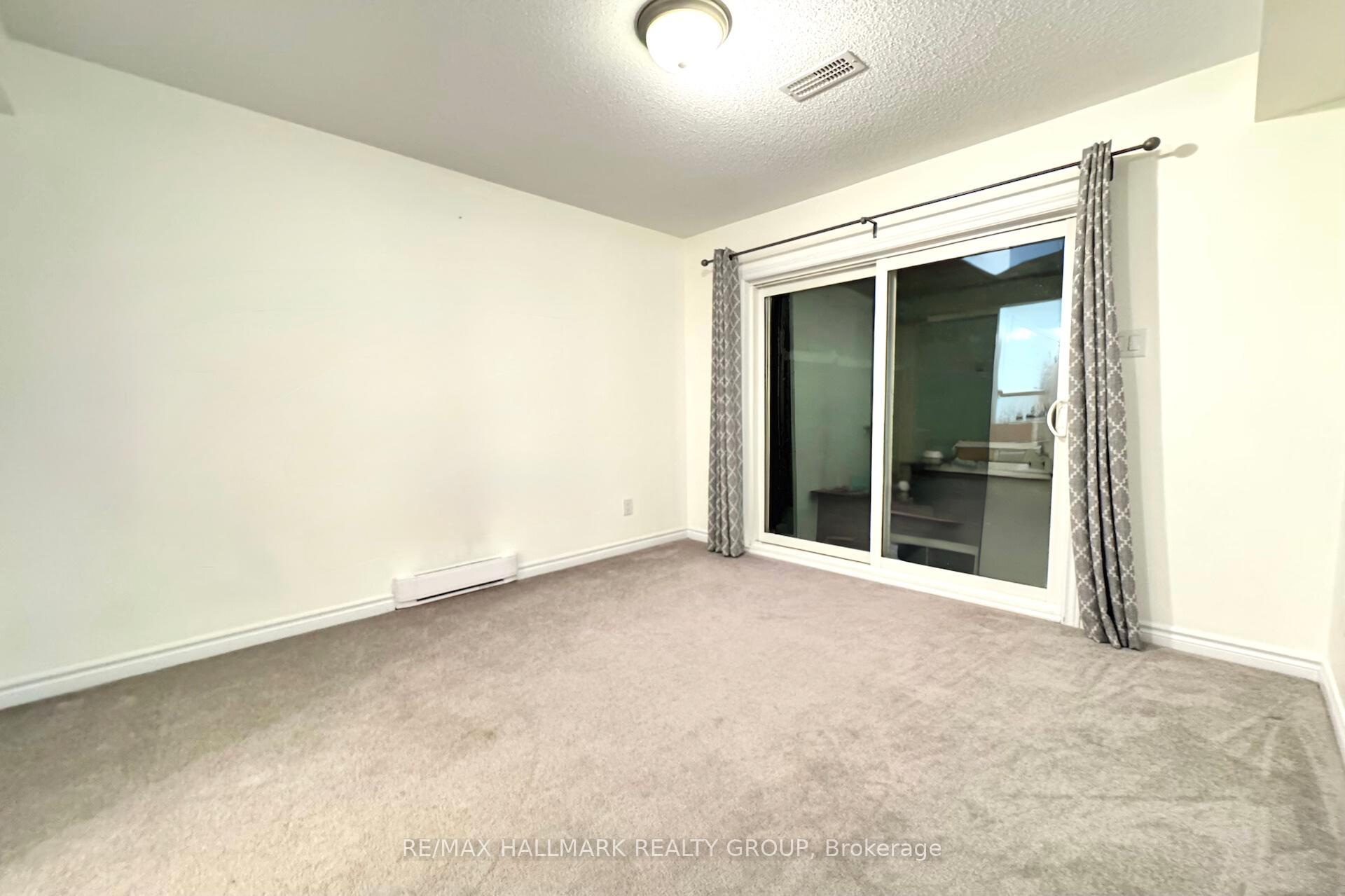 Photo 19 of 422 Coldwater Crescent, Ottawa, Kanata - Emerald Meadows/Trailwest — HOMEH