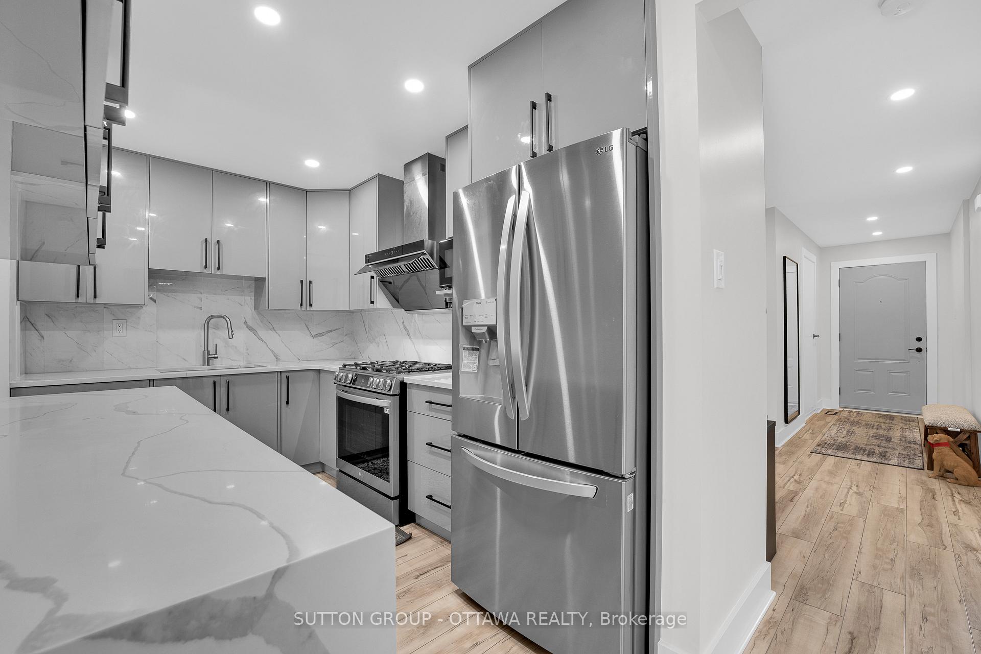 Photo 12 of 3085 Uplands Drive, Ottawa, Hunt Club Woods — HOMEH