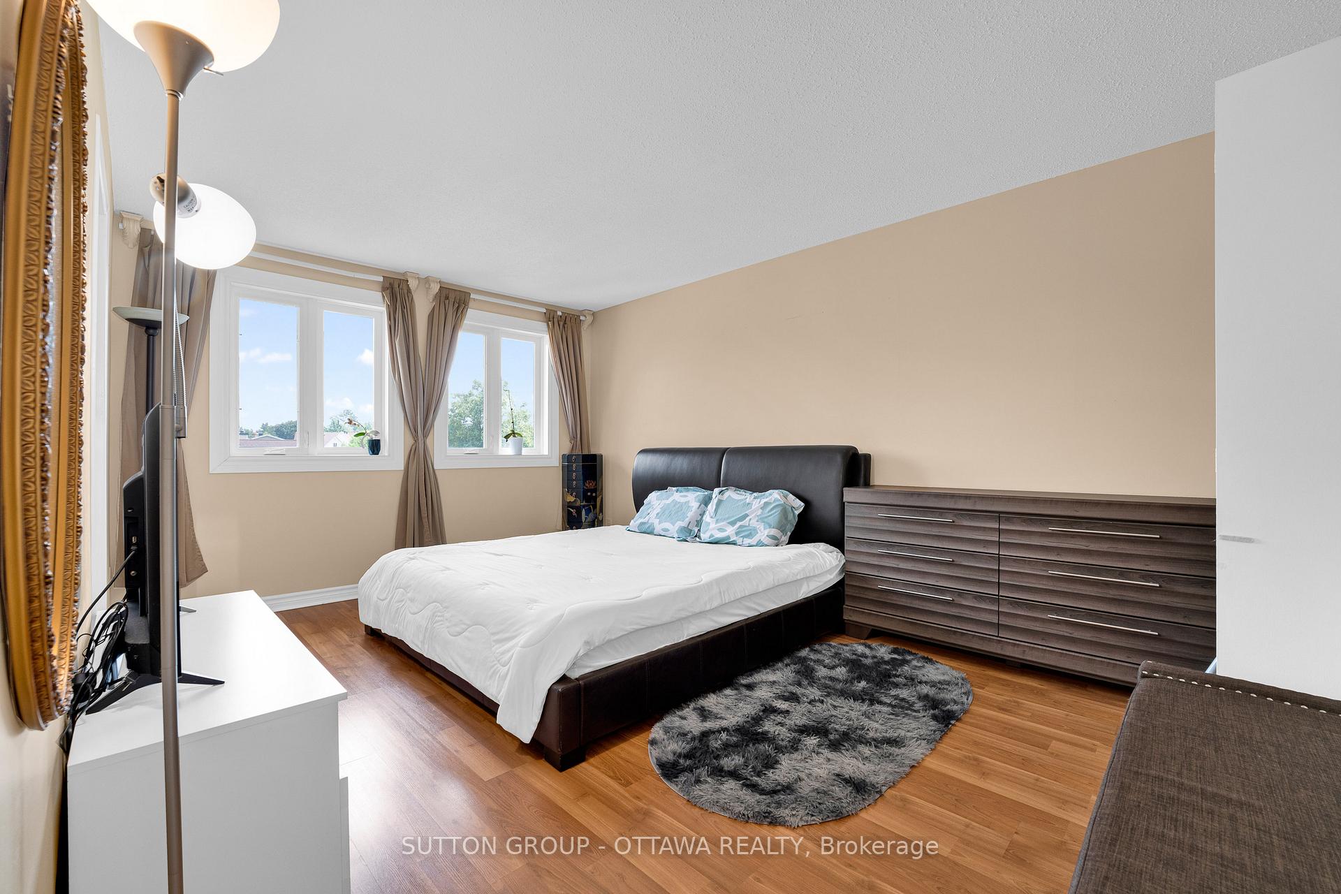 Photo 24 of 3085 Uplands Drive, Ottawa, Hunt Club Woods — HOMEH