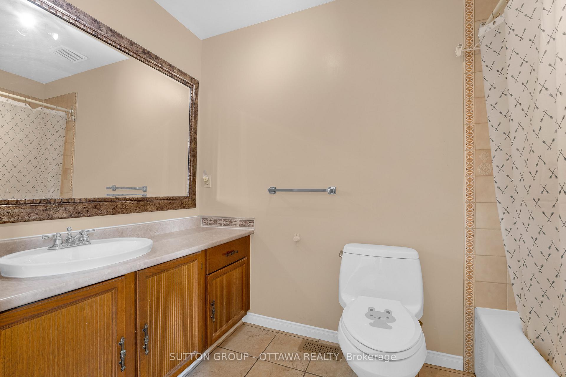 Photo 27 of 3085 Uplands Drive, Ottawa, Hunt Club Woods — HOMEH