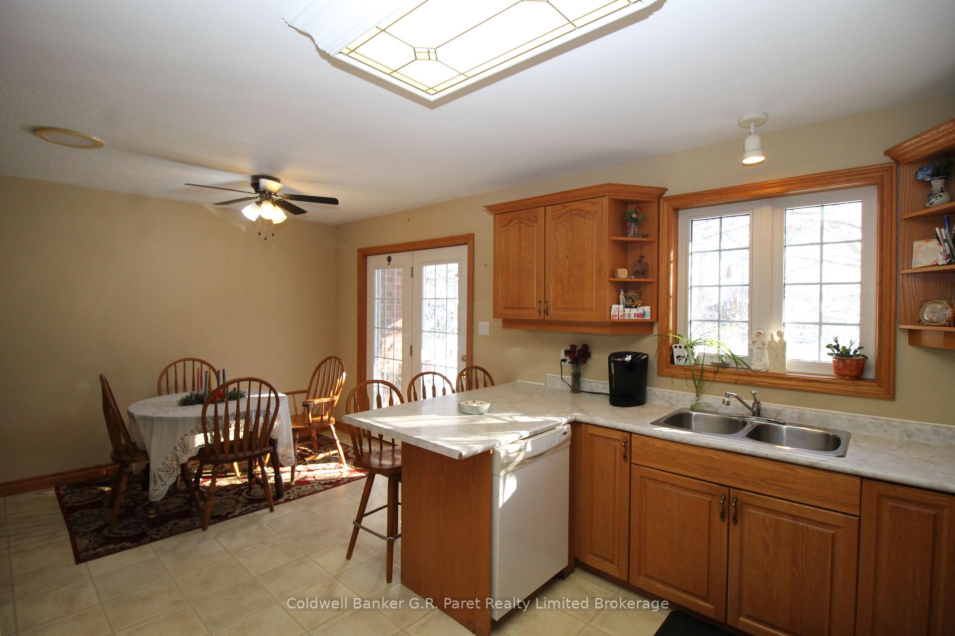 Photo 8 of 105 Duchess Avenue, Lucan Biddulph, Lucan — HOMEH