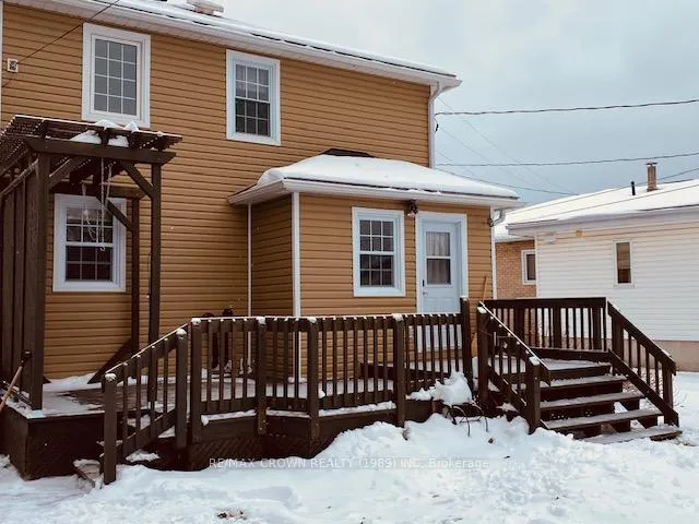 Photo 5 of 64 Byng Avenue, Kapuskasing — HOMEH