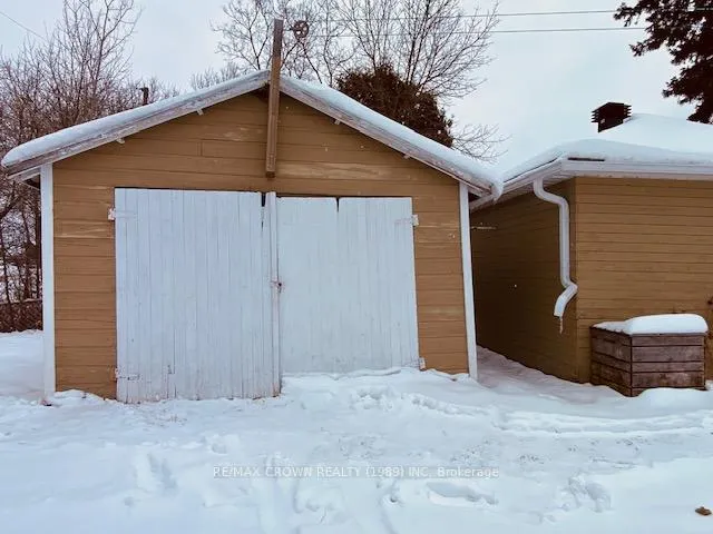 Photo 6 of 64 Byng Avenue, Kapuskasing — HOMEH