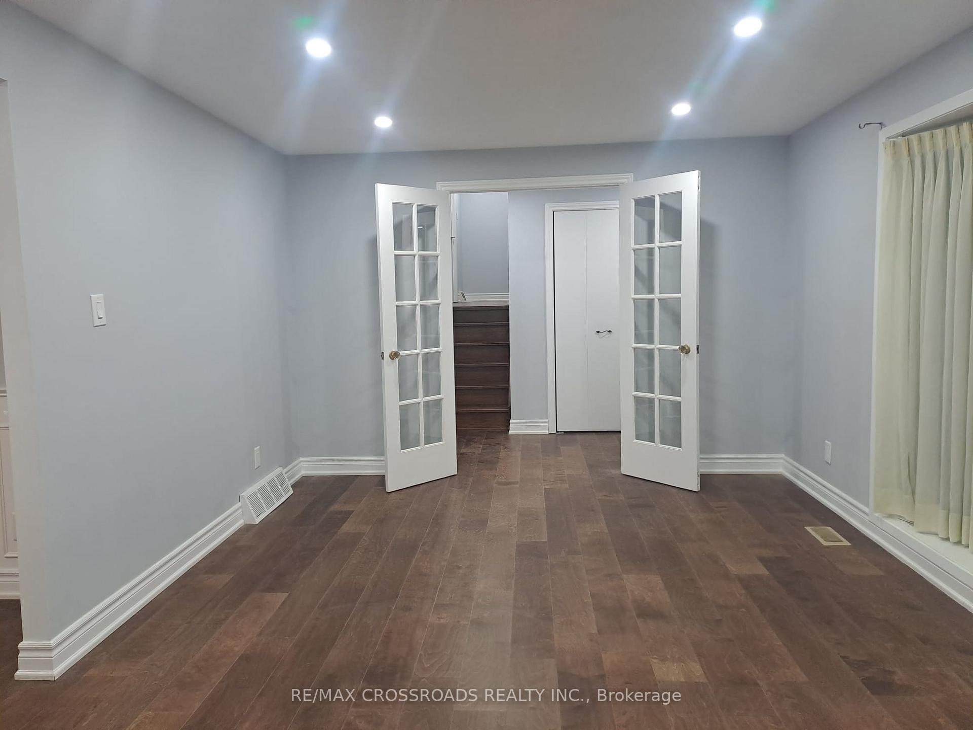 Photo 5 of Unit Upper, 185 Appalachian Crescent, Kitchener — HOMEH