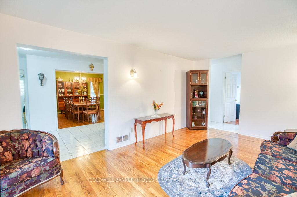 Photo 5 of 75 Dossetter Way, Ottawa, Hunt Club Park — HOMEH