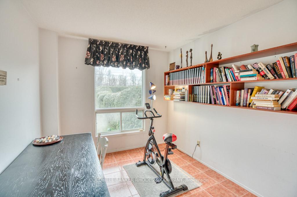 Photo 11 of 75 Dossetter Way, Ottawa, Hunt Club Park — HOMEH